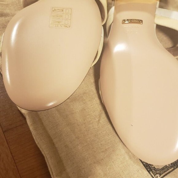 Gucci Kid Scamosciato White Women's Sandles Size 37.5 - Picture 8 of 9